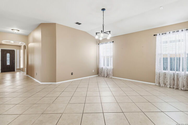 Property Photo: 10815 Arabian Gate TX 78254