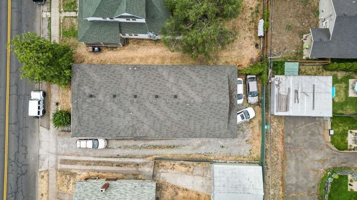 Property Photo:  911 E Bridgeport Ave  WA 99207 