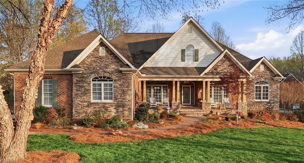 Property Photo: 613 Nickel Creek Court NC 27284