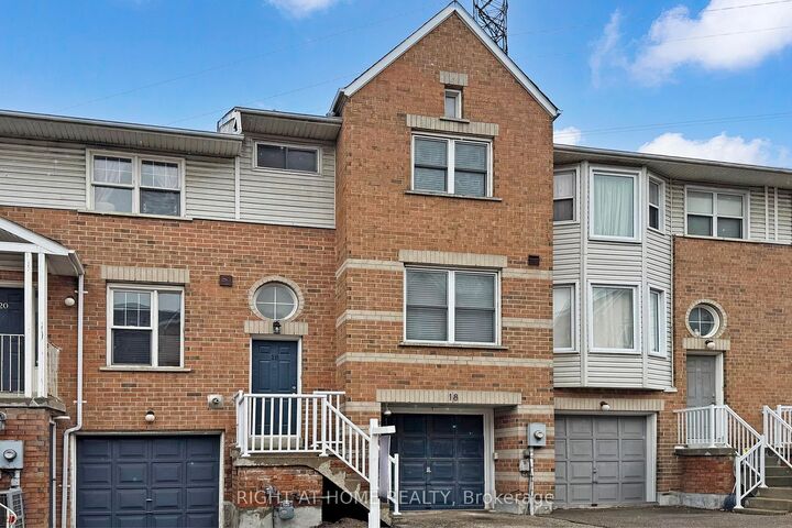 18 Brandy Lane Way — photo 1