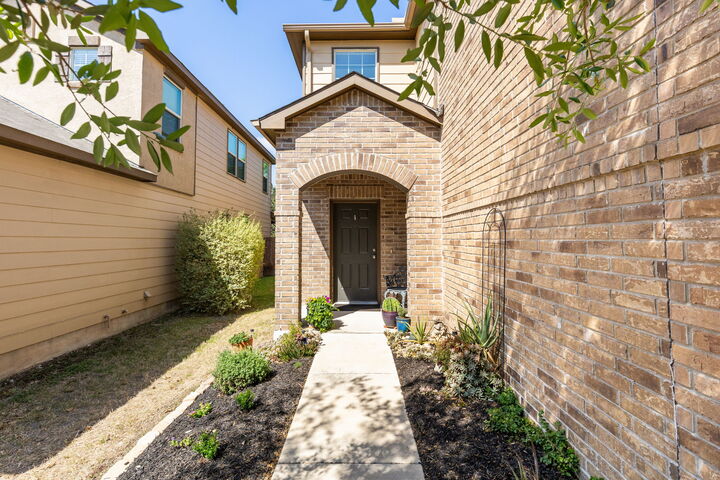 Property Photo:  9406 Privet Drive 25  TX 78748 