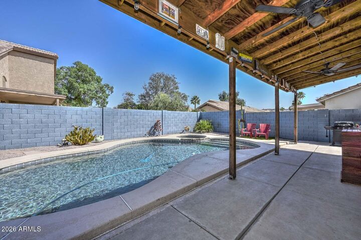 Property Photo: 6946 W Via Del Sol Drive AZ 85310