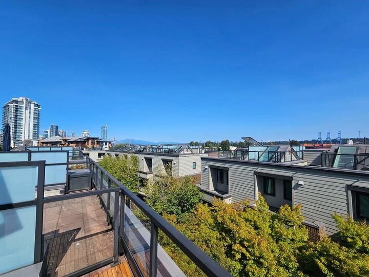 Property Photo:  230 Salter Street 5  BC V3M 0G1 