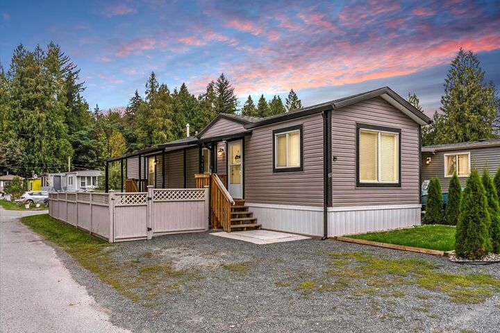 3942 Columbia Valley Road 65 — photo 1