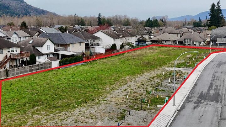 Property Photo: 44726 Vandell Drive BC V2R 0T4