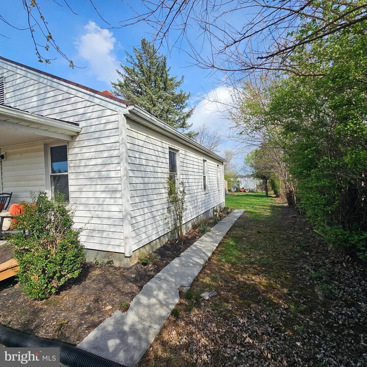Property Photo:  146 State Circle  WV 25401 