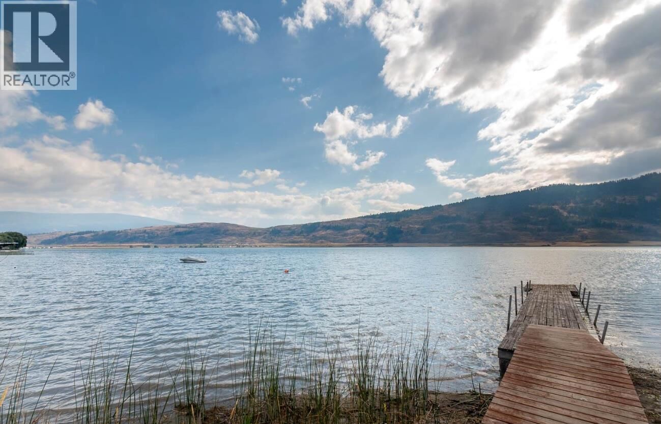 Property Photo: 32 Louis Estates Road BC V1H 2A6