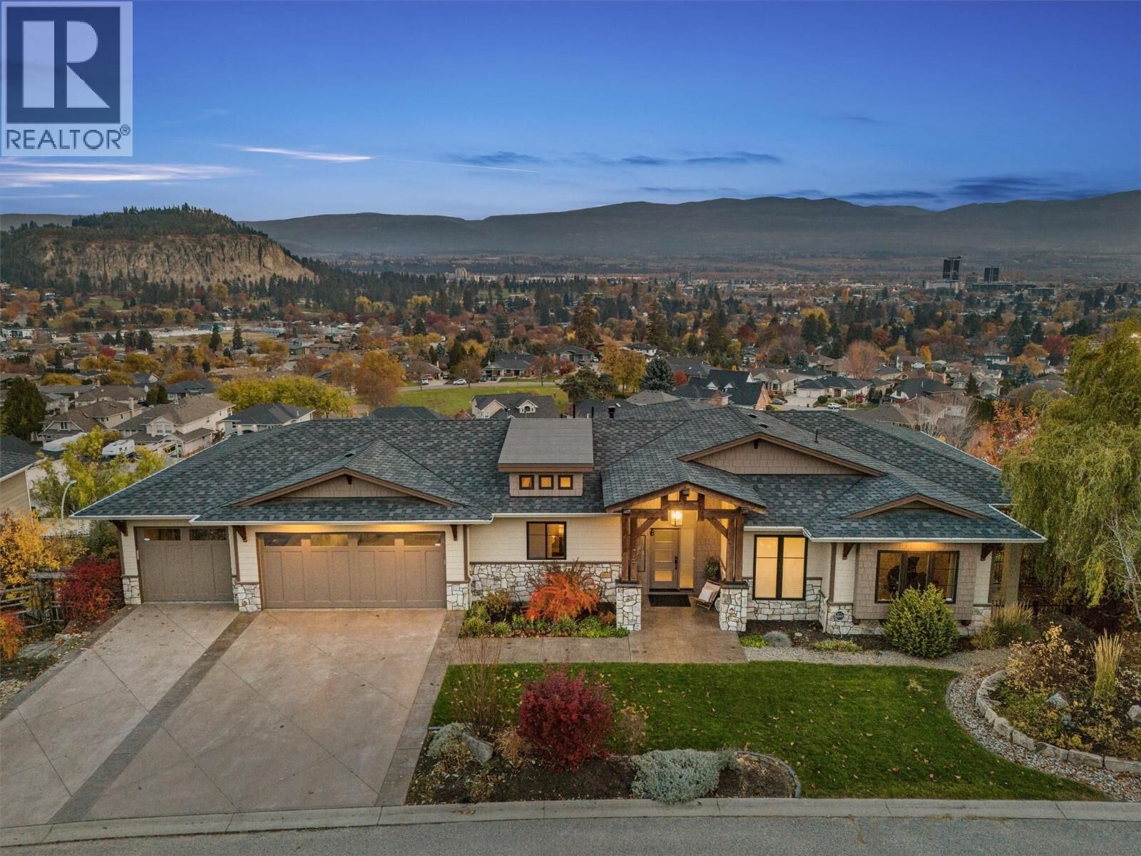 Property Photo:  747 Traditions Crescent  BC V1V 2Y2 