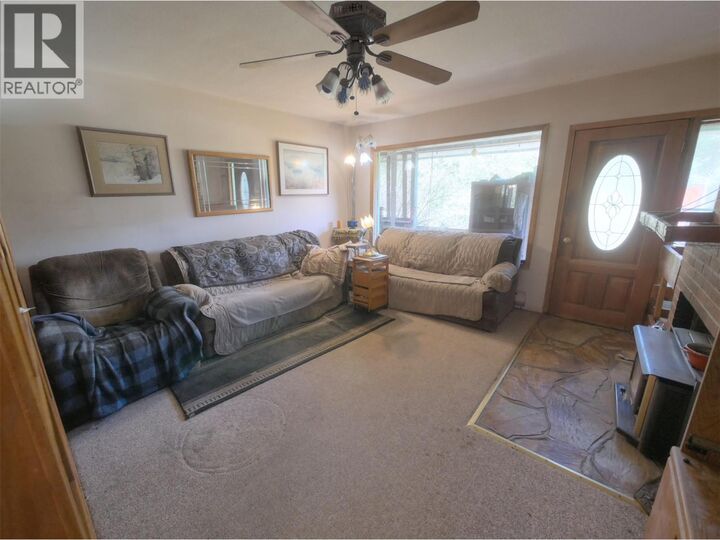 Property Photo: 3837 Pass Creek Road BC V0G 1H1