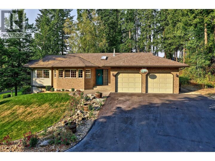 2668 Golf Course Drive — photo 1