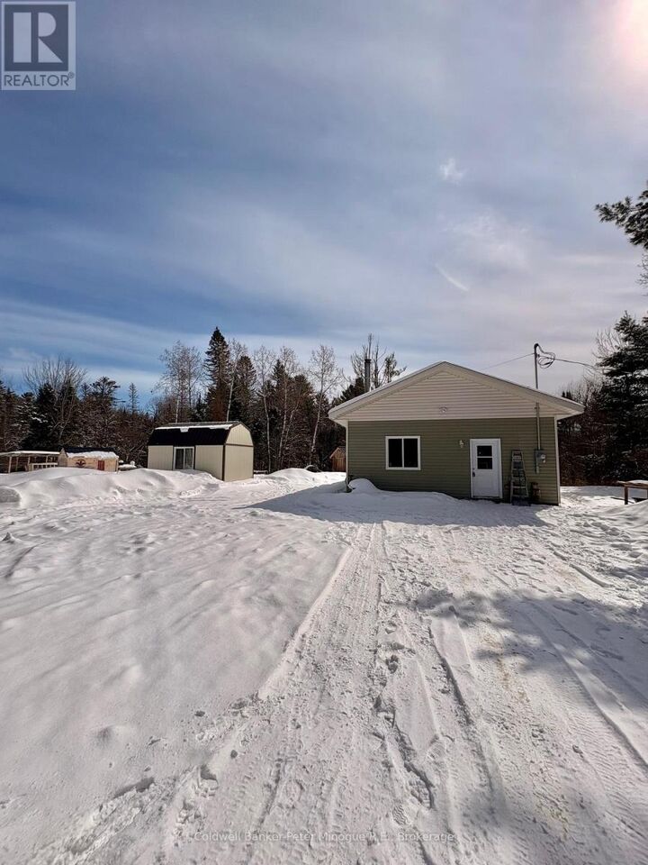 Property Photo: 682 Donald Street ON P0H 1V0
