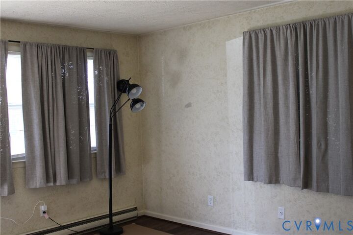 Property Photo:  206 Fairfax Avenue  VA 23834 
