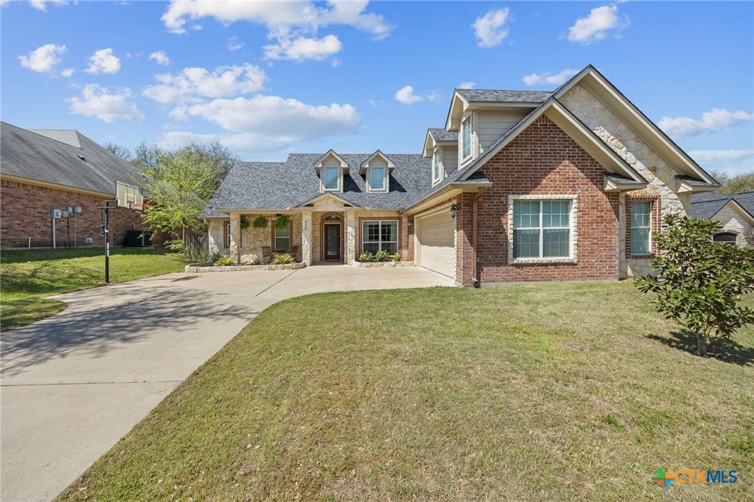 Property Photo: 406 Sage Brush Drive TX 76513