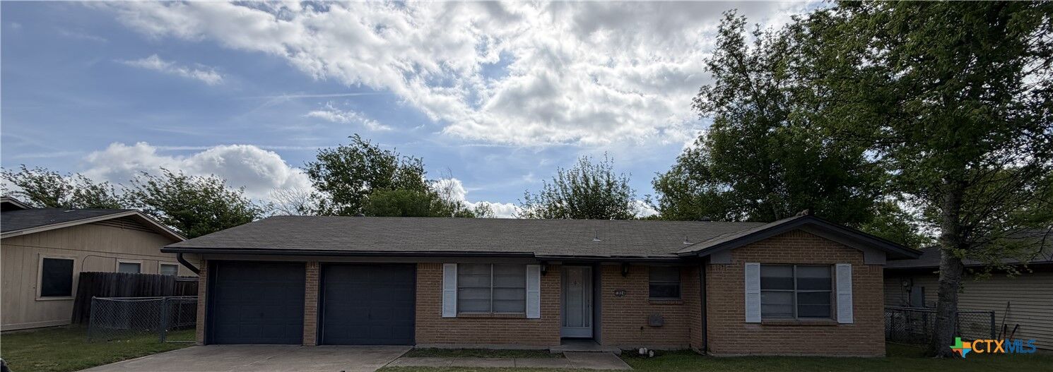 Property Photo:  1804 Clarawood Drive  TX 76549 