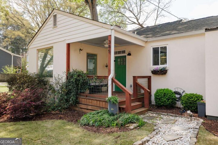 Property Photo:  385 Best Drive  GA 30606 