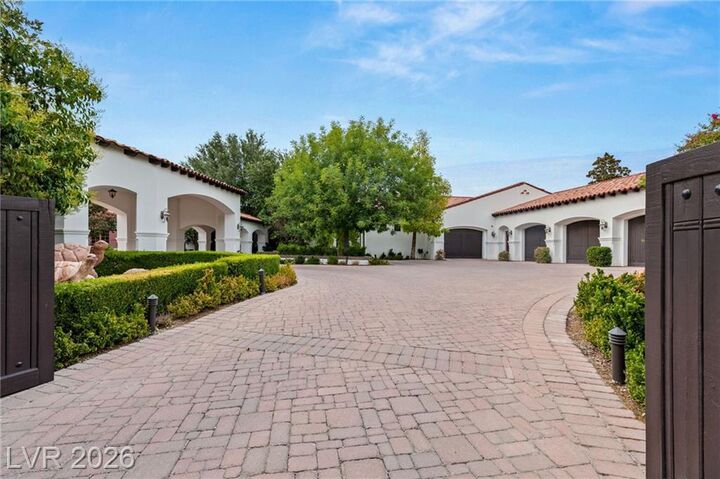 Property Photo: