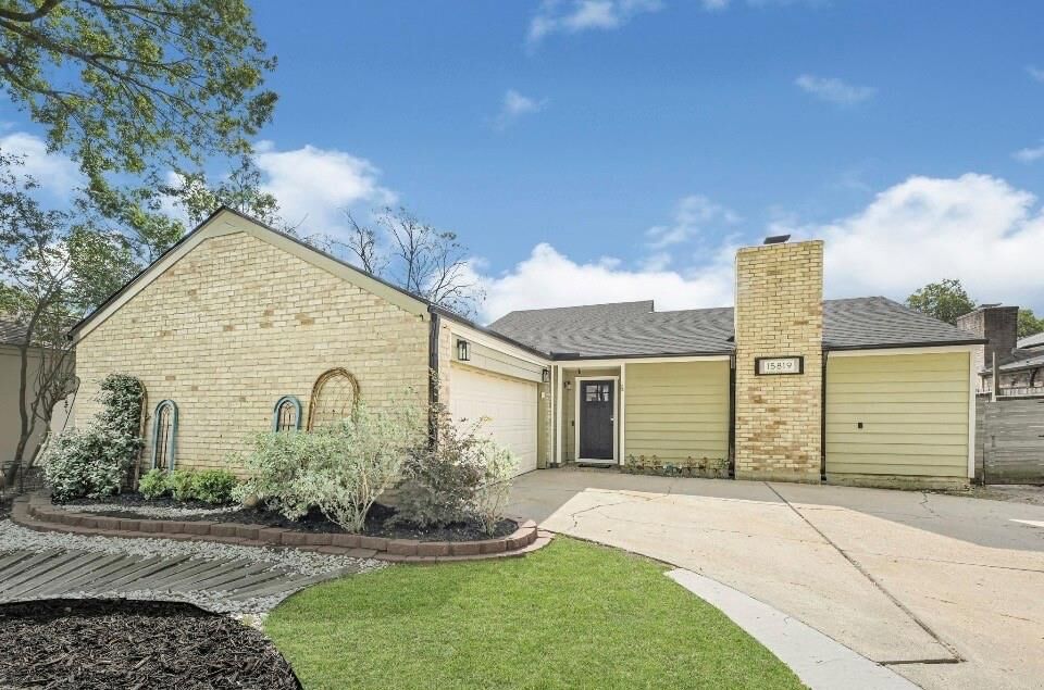 Property Photo:  15819 Seven Springs Drive  TX 77084 