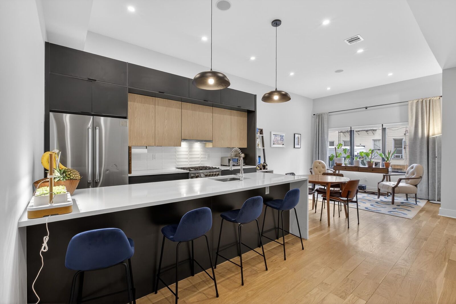 Property Photo:  69 Hancock Ave 1  NJ 07307 
