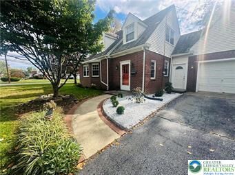 Property Photo:  4208 Windsor Drive  PA 18104 