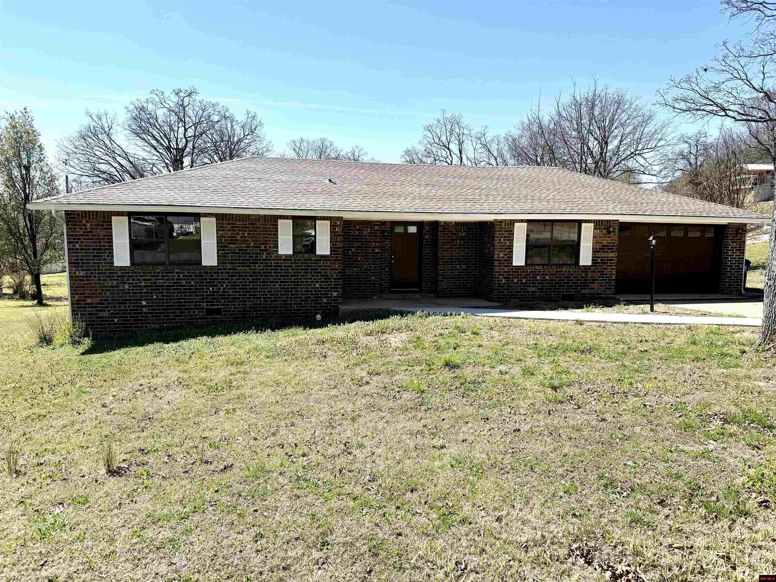 Property Photo:  810 Capitol Drive  AR 72653 