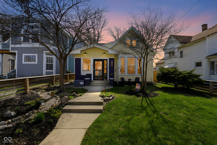 Property Photo:  1431 Pleasant Street  IN 46203 