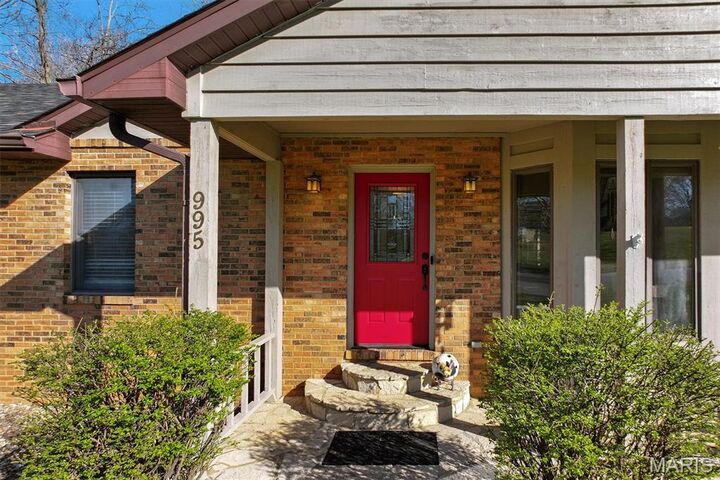 Property Photo: 995 Berkshire Drive IL 62025