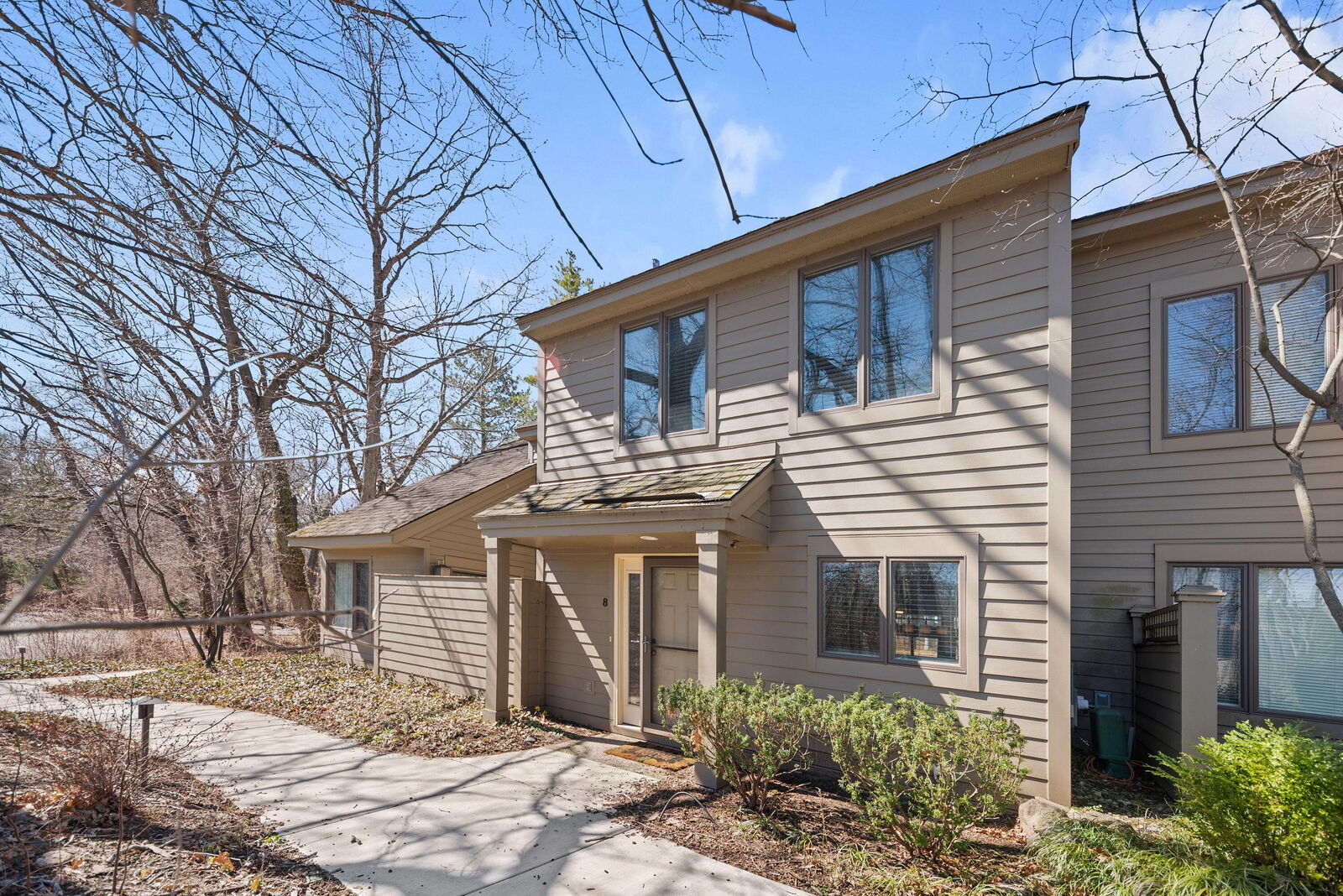 Property Photo:  1501 W Water Street  MI 49117 