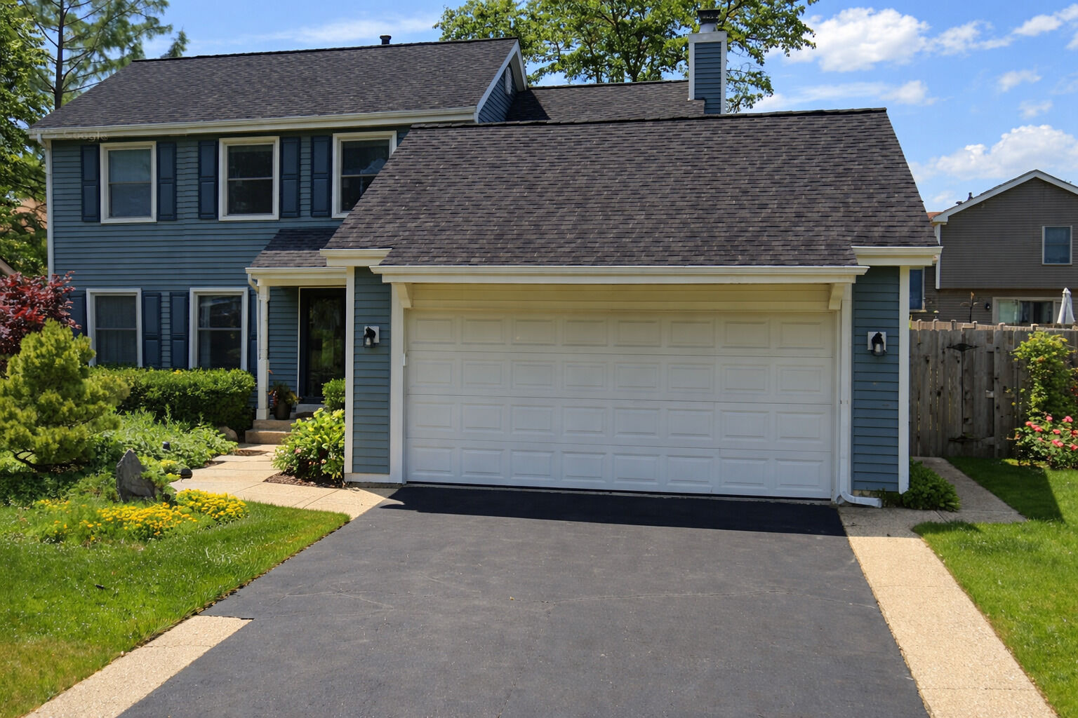 Property Photo:  