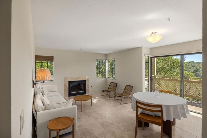 Property Photo:  121 Quail Run Court  CA 93940 