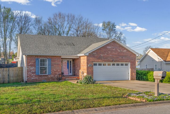 Property Photo:  416 Faulkner Dr  TN 37042 