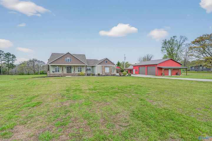 Property Photo:  3121 Cathedral Caverns Highway  AL 35747 