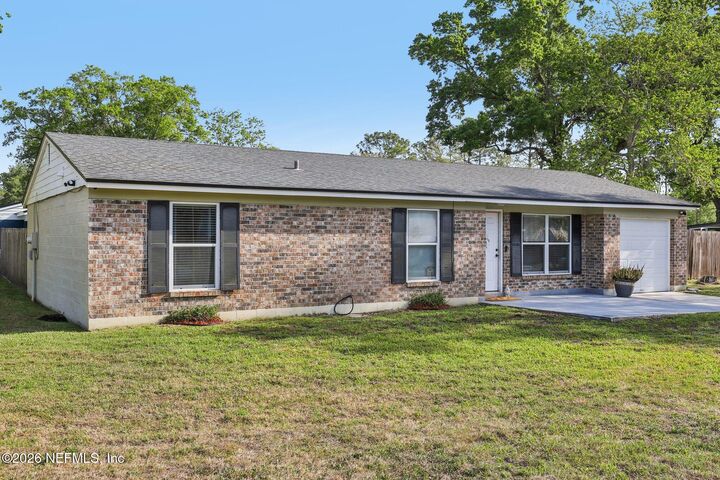 Property Photo:  1653 Mary Beth Drive  FL 32068 