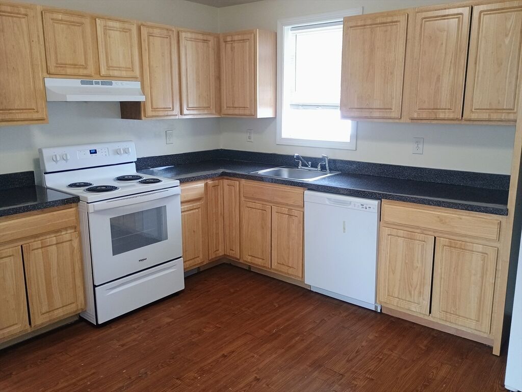 Property Photo: 207 High Street 3 MA 02780