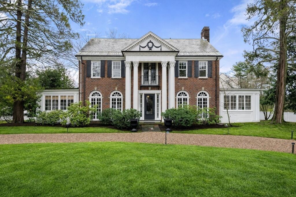 Property Photo: 5 Hammond St MA 02467