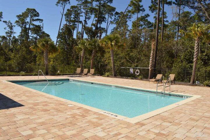 Property Photo:  1733 Sound Haven Ct  FL 32566 