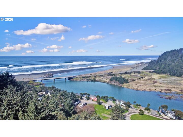 Property Photo: 28693 Nautical Way OR 97444