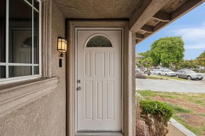 Property Photo:  1511 Chabot Way  CA 95122 