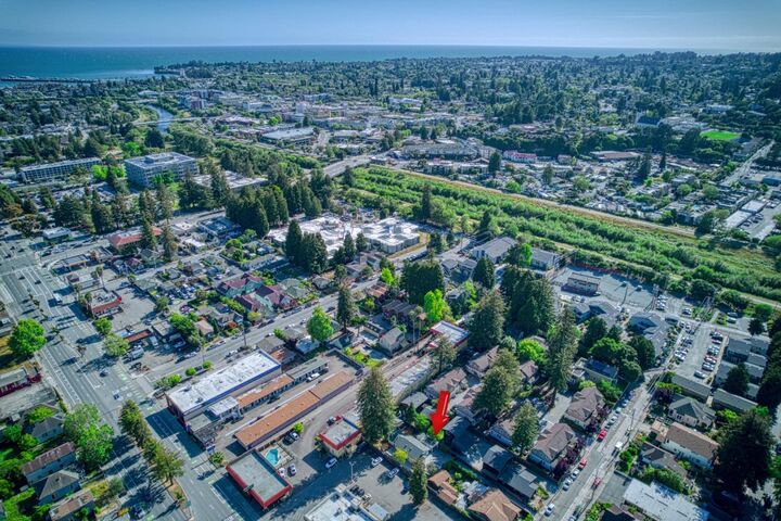 Property Photo:  119 Kennan Street  CA 95060 