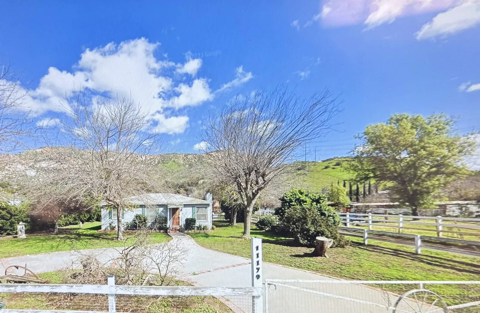 Property Photo:  11179 Topo Ln  CA 92040 