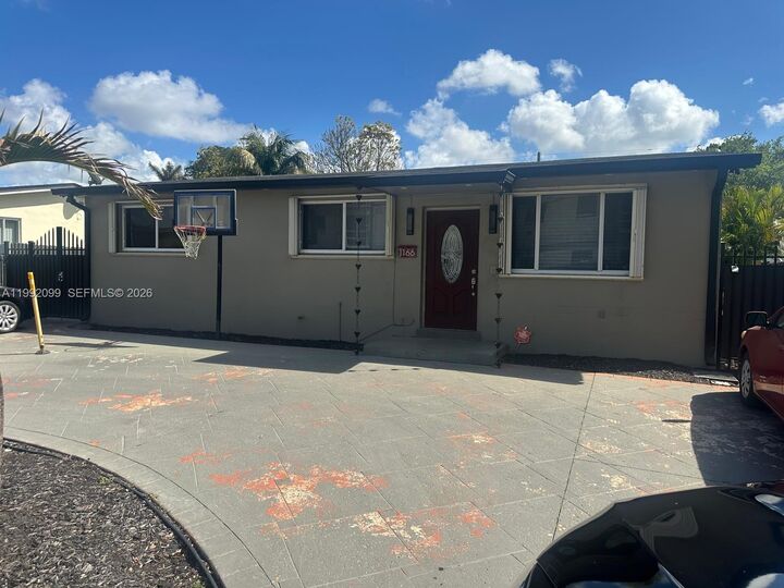 Property Photo:  1166 W 24th St 1166  FL 33010 