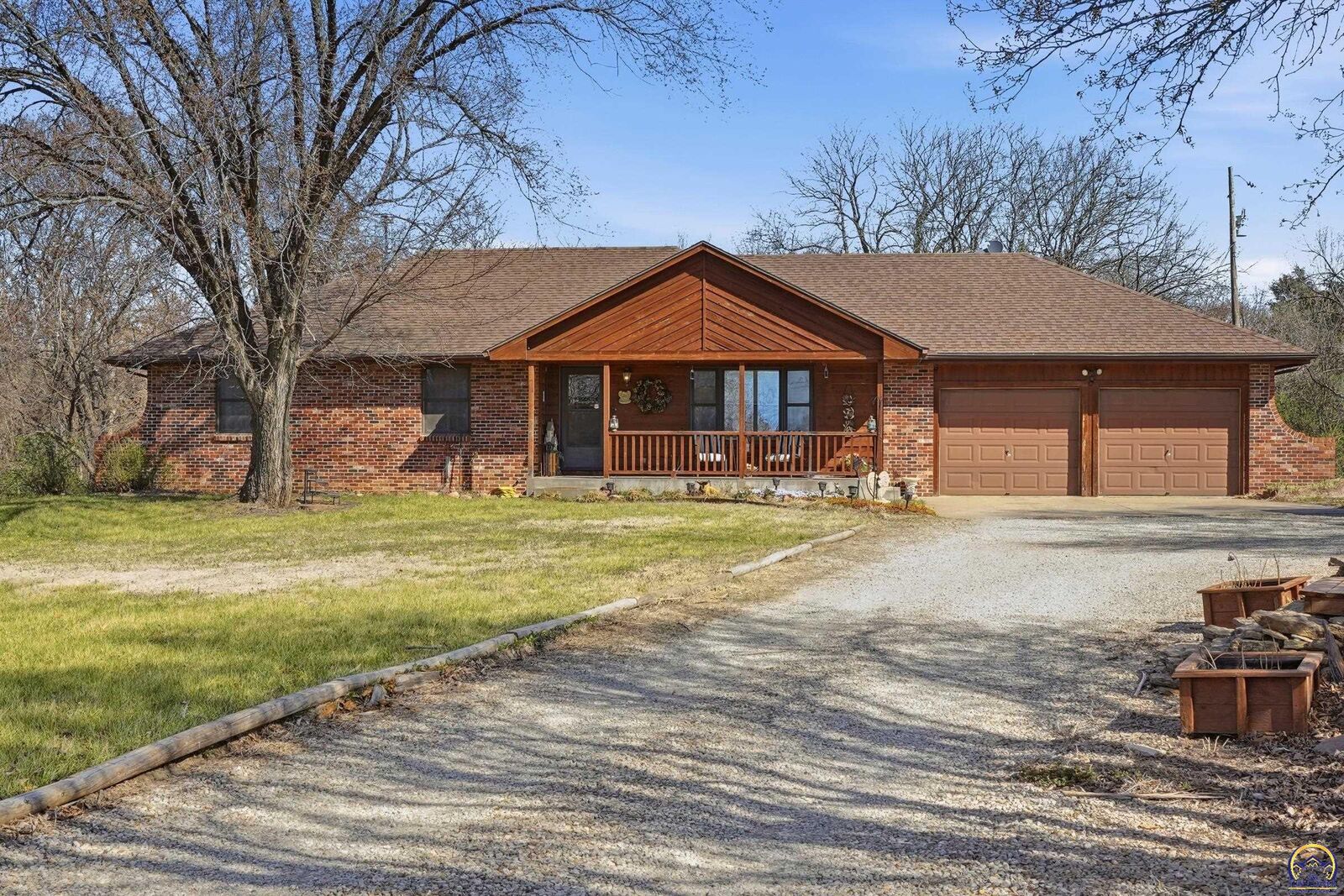 Property Photo:  2320 NE 46th St  KS 66617 