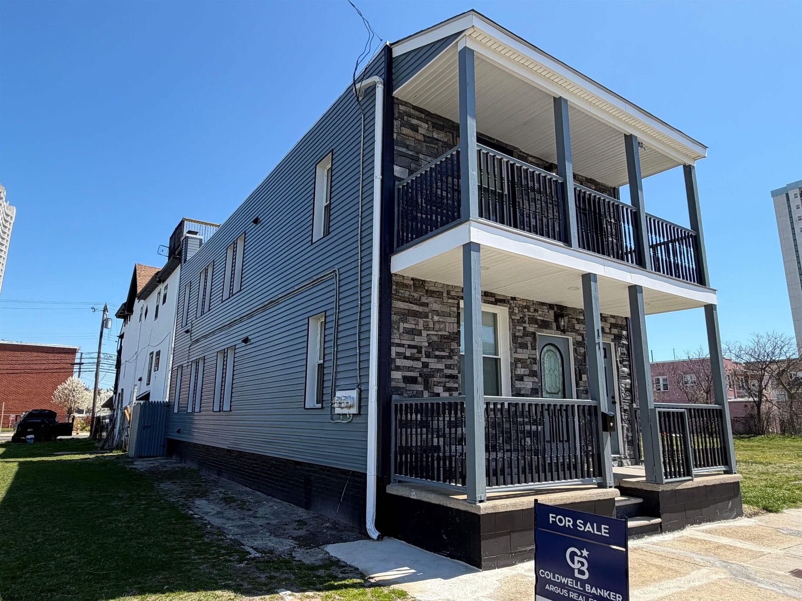 Property Photo:  17 Irving Ave  NJ 08401-9999 