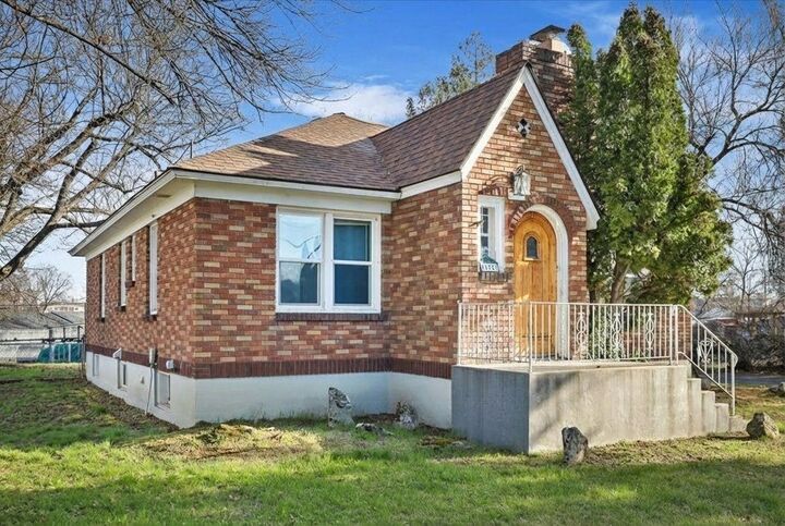 Property Photo:  11723 E 4th Ave  WA 99206 