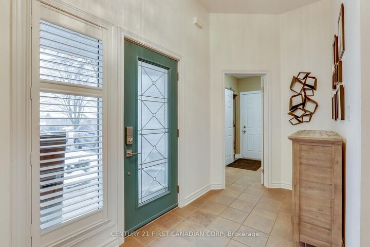 Property Photo:  16916 Evelyn Drive  ON N0M 2P0 