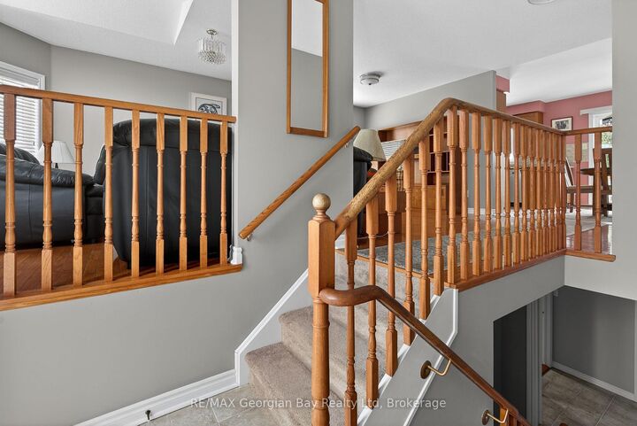 Property Photo: 495 Shewfelt Crescent ON L4R 5N8