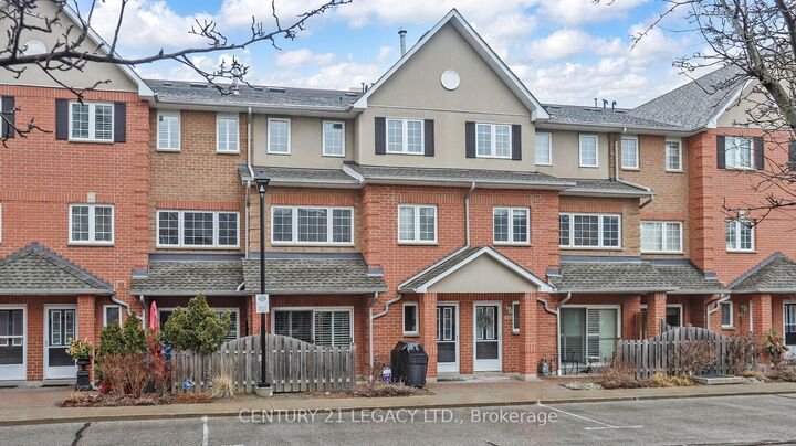 Property Photo: 1400 The Esplanade North N/A W 419 ON L1V 6V2