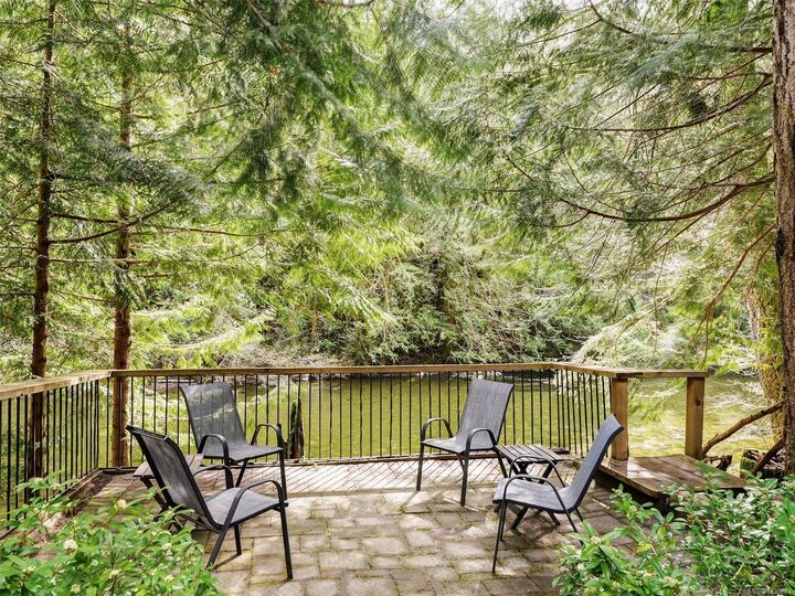 Property Photo: 3781 Phillips Rd BC V9Z 0Y3