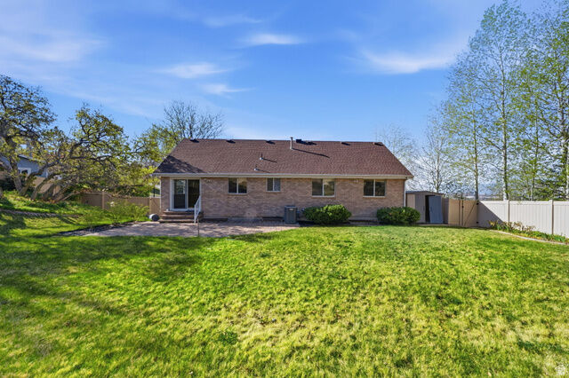 Property Photo: 1677 E 480 S UT 84062