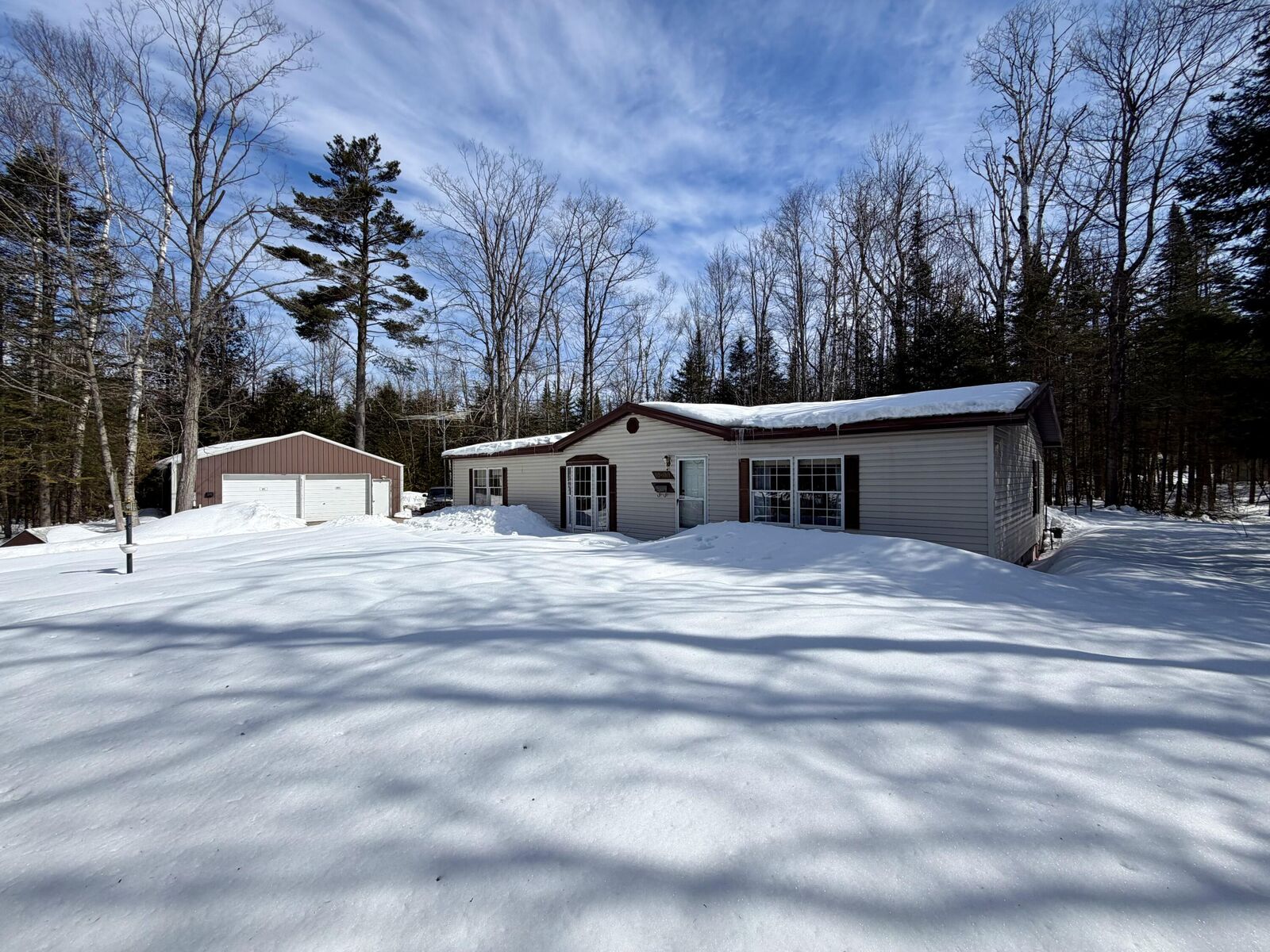 Property Photo:  14200 Scenic Court  MI 49721 