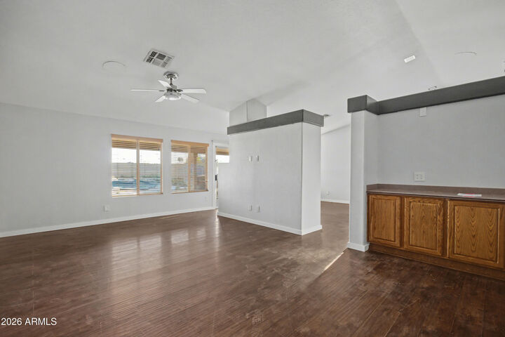 Property Photo:  3925 W Charter Oak Road  AZ 85029 